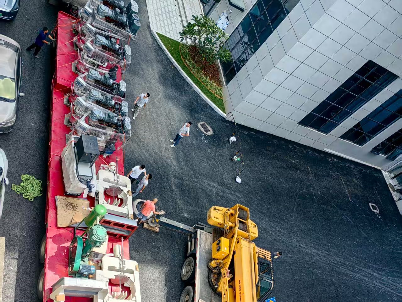 电子胶粘剂生产线交付现场